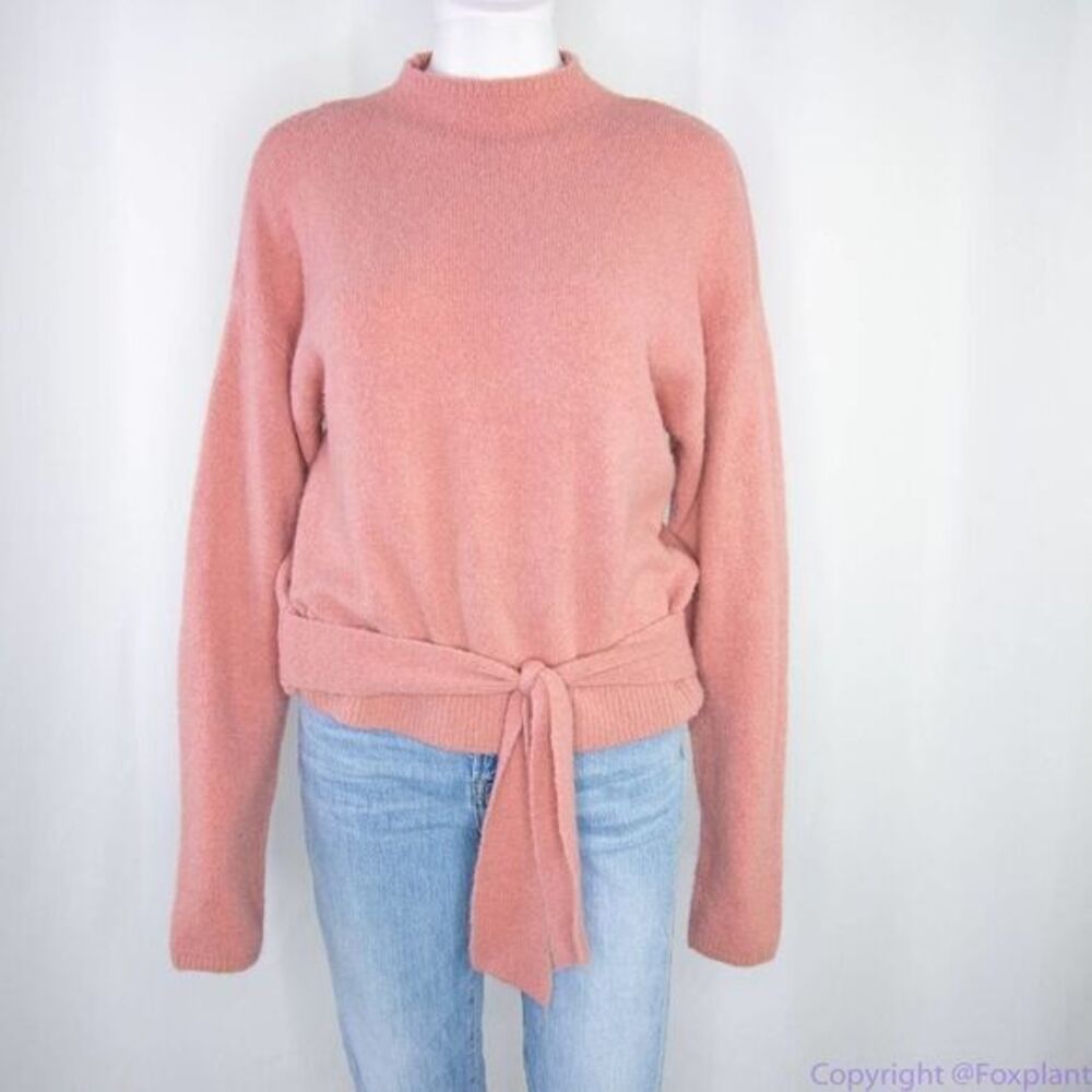 WAYF‎ women's blush pink sweater, size S
